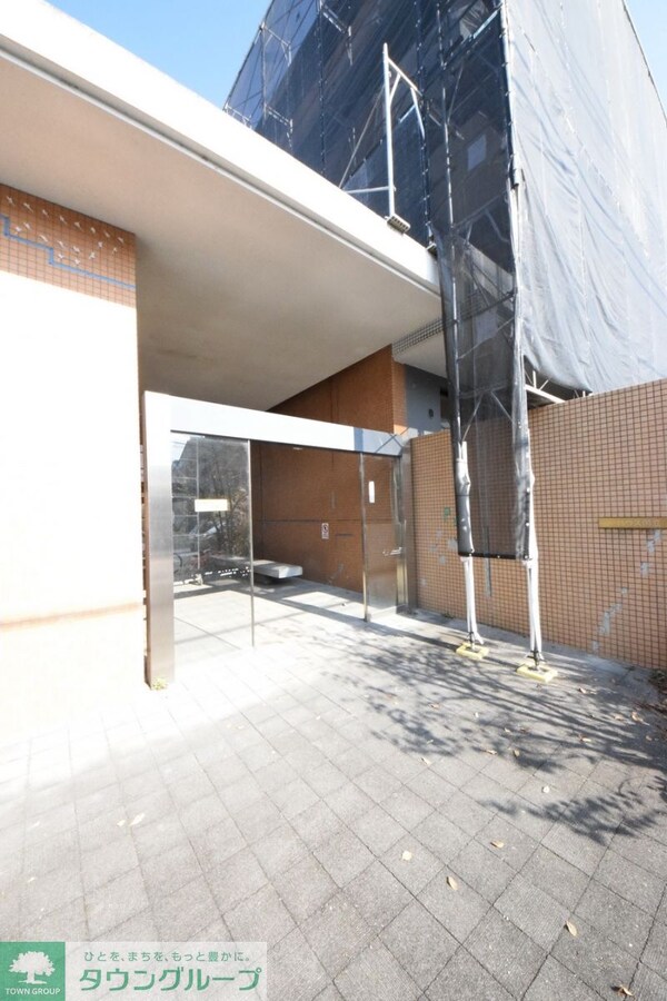 エントランス(★お問い合わせはタウンハウジング聖蹟桜ヶ丘店まで★)