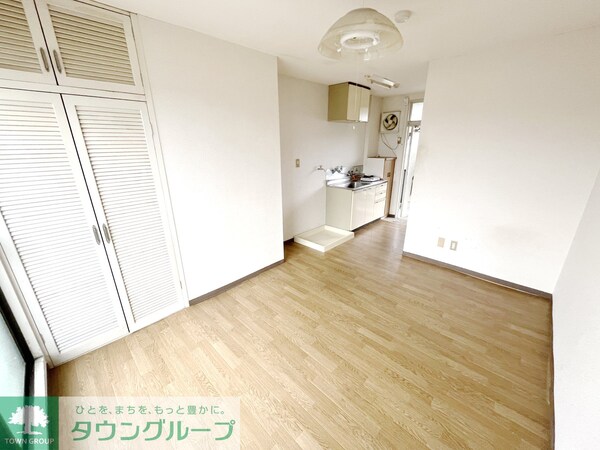 その他室内・内装(クリーニング前の状況でございます♪)