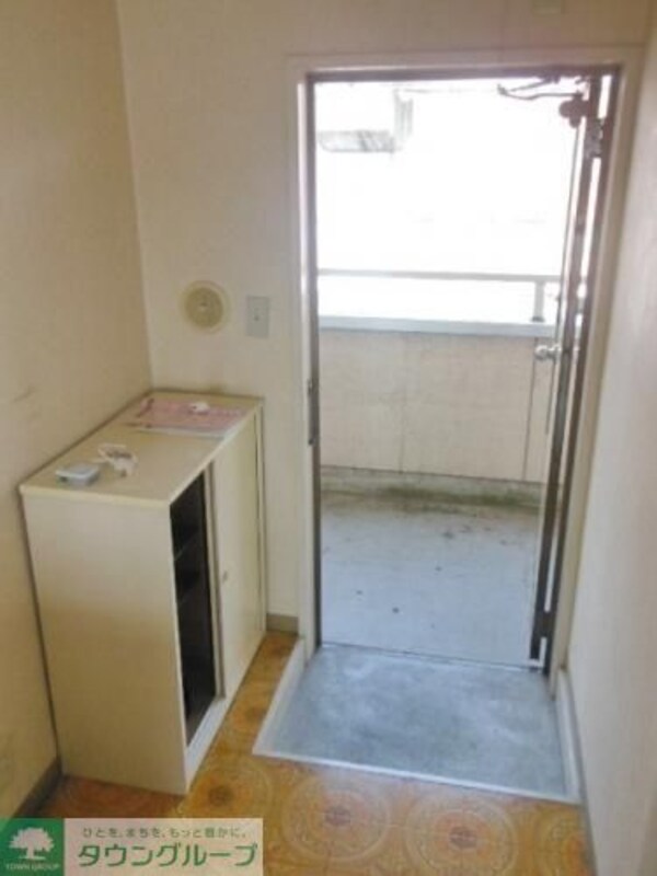 玄関(★お部屋探しは株式会社タウンハウジング東京まで★)