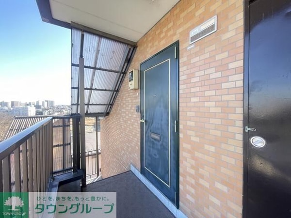エントランス(★お部屋探しは株式会社タウンハウジング東京まで★)
