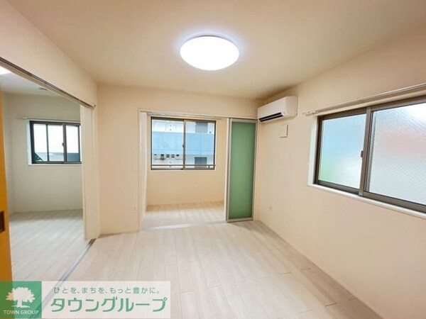 リビング・居室(★お部屋探しは株式会社タウンハウジング東京まで★)