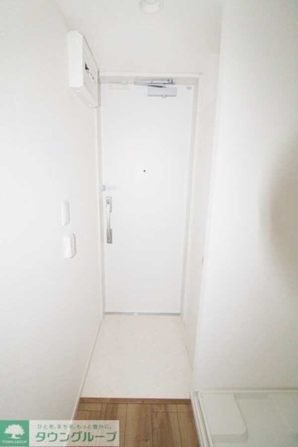 玄関(★お部屋探しは株式会社タウンハウジング東京まで★)