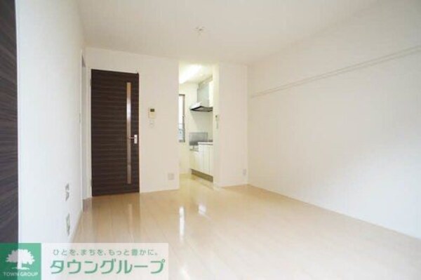 リビング・居室(★お部屋探しは株式会社タウンハウジング東京まで★)