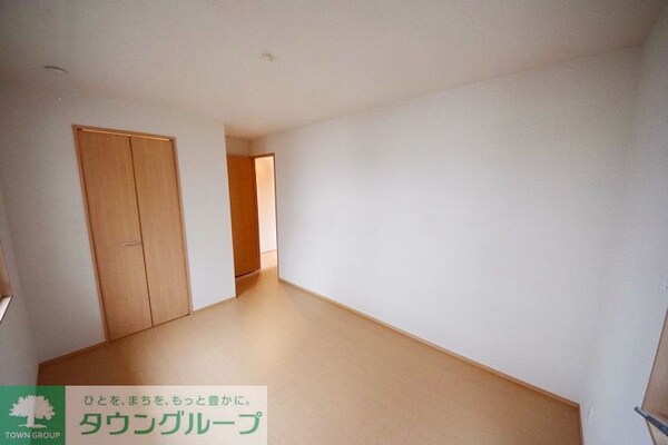 寝室(★お部屋探しは株式会社タウンハウジング東京まで★)