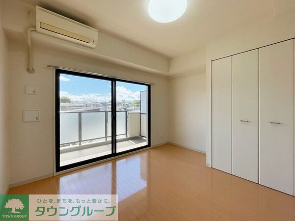 リビング・居室(★お部屋探しは株式会社タウンハウジング東京まで★)