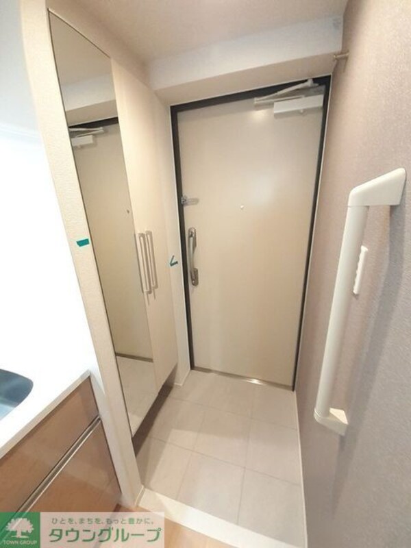 玄関(★お部屋探しは株式会社タウンハウジング東京まで★)