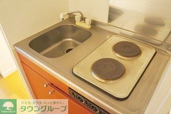 キッチン(設備・仕様は号室により異なる為、現況を優先致します。)