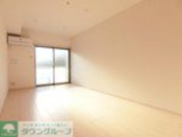 リビング・居室(★お部屋探しは株式会社タウンハウジング東京まで★)