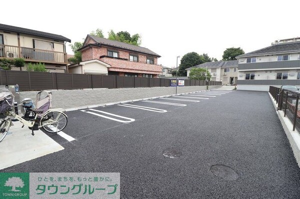 駐車場(駐車場)