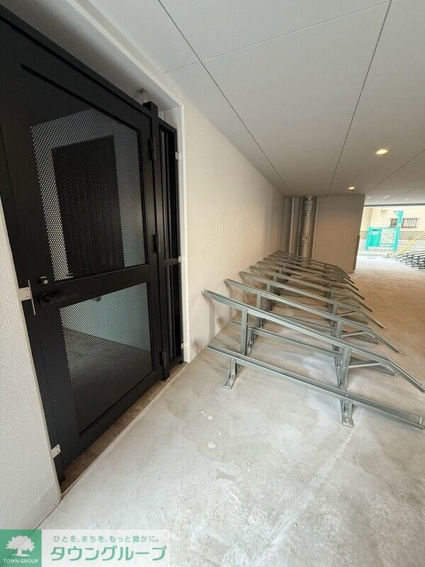 エントランス(★お部屋探しは株式会社タウンハウジング東京まで★)