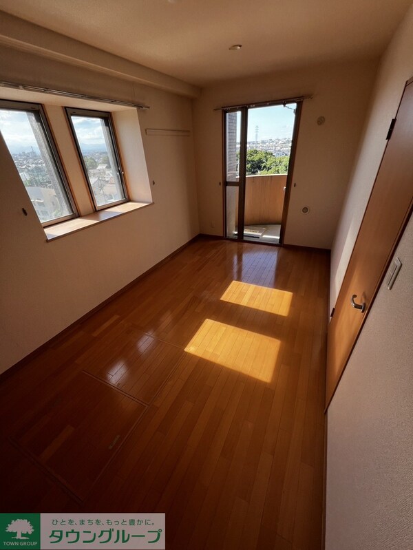 リビング・居室(★お部屋探しは株式会社タウンハウジング東京まで★)