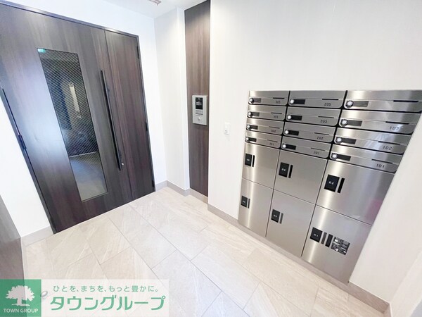 エントランス(★お部屋探しは株式会社タウンハウジング東京まで★)