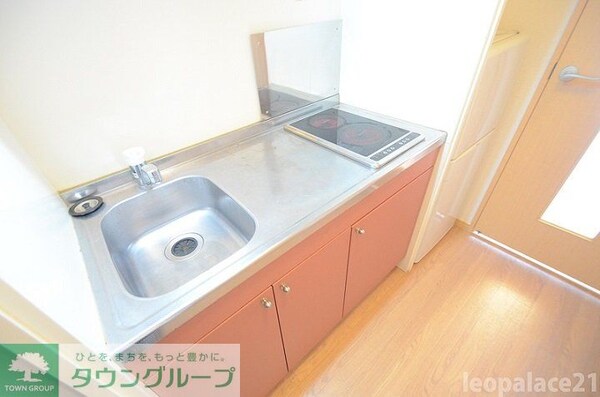 キッチン(設備・仕様は号室により異なる為、現況を優先致します。)