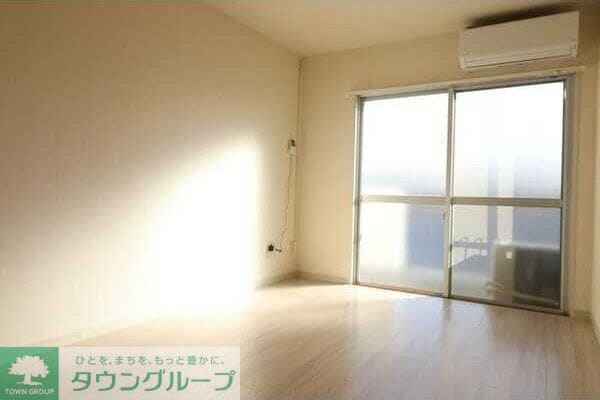 寝室(★お部屋探しは株式会社タウンハウジング東京まで★)