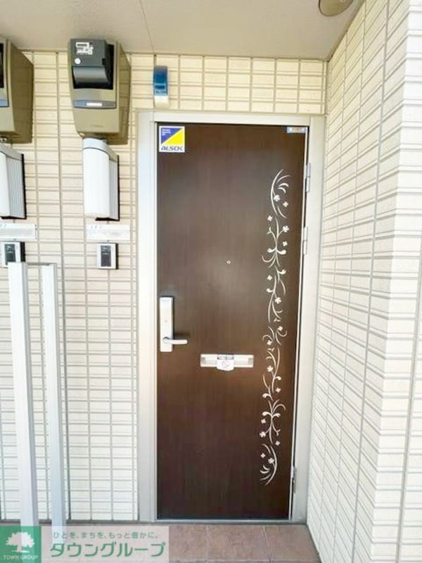 玄関(★お部屋探しはタウンハウジング高幡不動店まで★)
