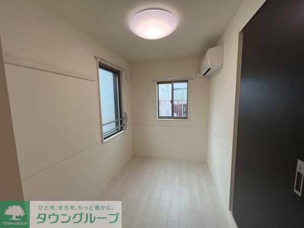 リビング・居室(★お部屋探しは株式会社タウンハウジング東京まで★)