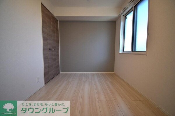 寝室(★お部屋探しは株式会社タウンハウジング東京まで★)