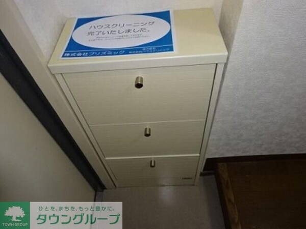 玄関(★お部屋探しは株式会社タウンハウジング東京まで★)