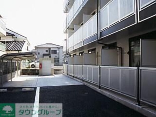 駐車場(駐車場)