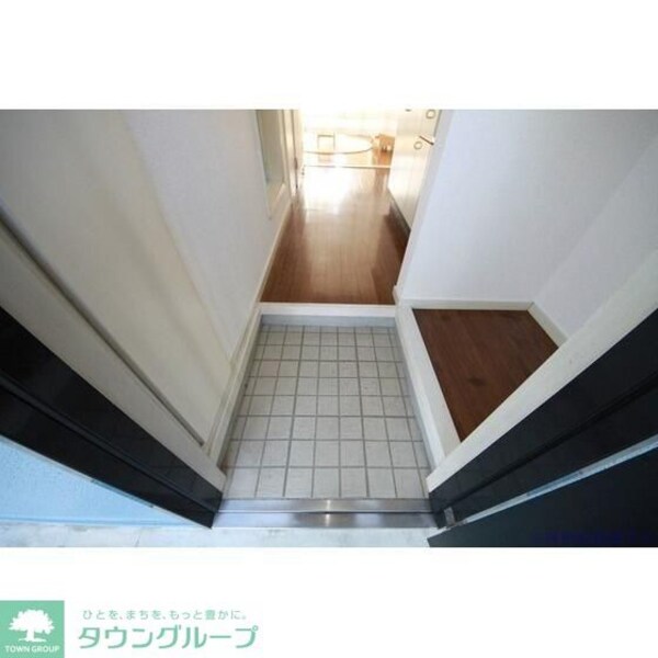 玄関(★お部屋探しはタウンハウジング高幡不動店まで★)