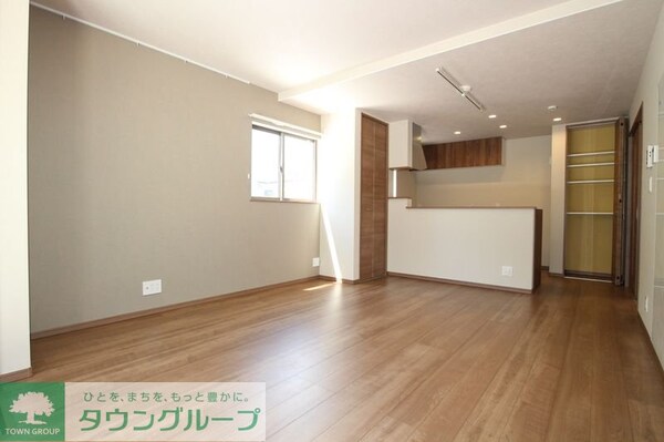 リビング・居室(★お部屋探しは株式会社タウンハウジング東京まで★)