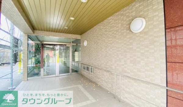 エントランス(エントランス)