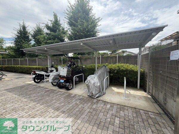 共有部分(バイク置き場)