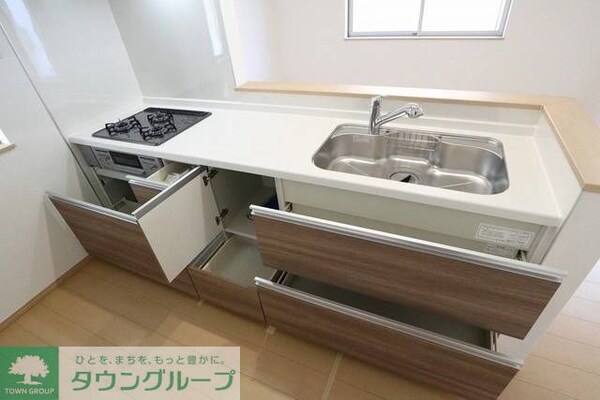 キッチン(★お部屋探しは株式会社タウンハウジング東京まで★)