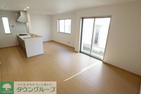 リビング・居室(★お部屋探しは株式会社タウンハウジング東京まで★)