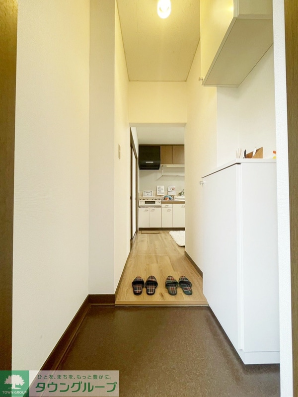 玄関(★お部屋探しは株式会社タウンハウジング東京まで★)