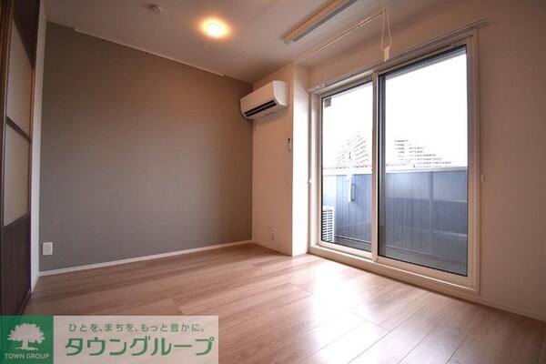 寝室(★お部屋探しは株式会社タウンハウジング東京まで★)