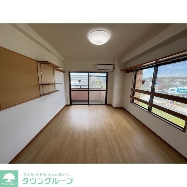 リビング・居室(★お部屋探しは株式会社タウンハウジング東京まで★)