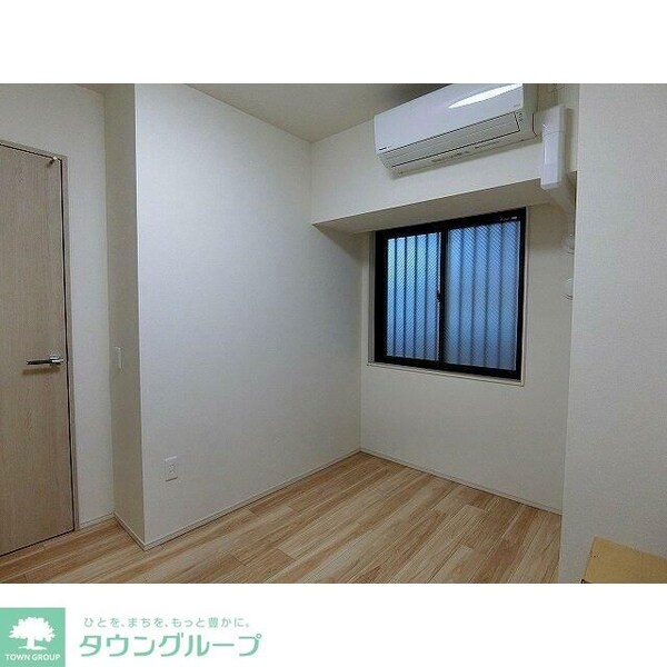 寝室(★お部屋探しは株式会社タウンハウジング東京まで★)