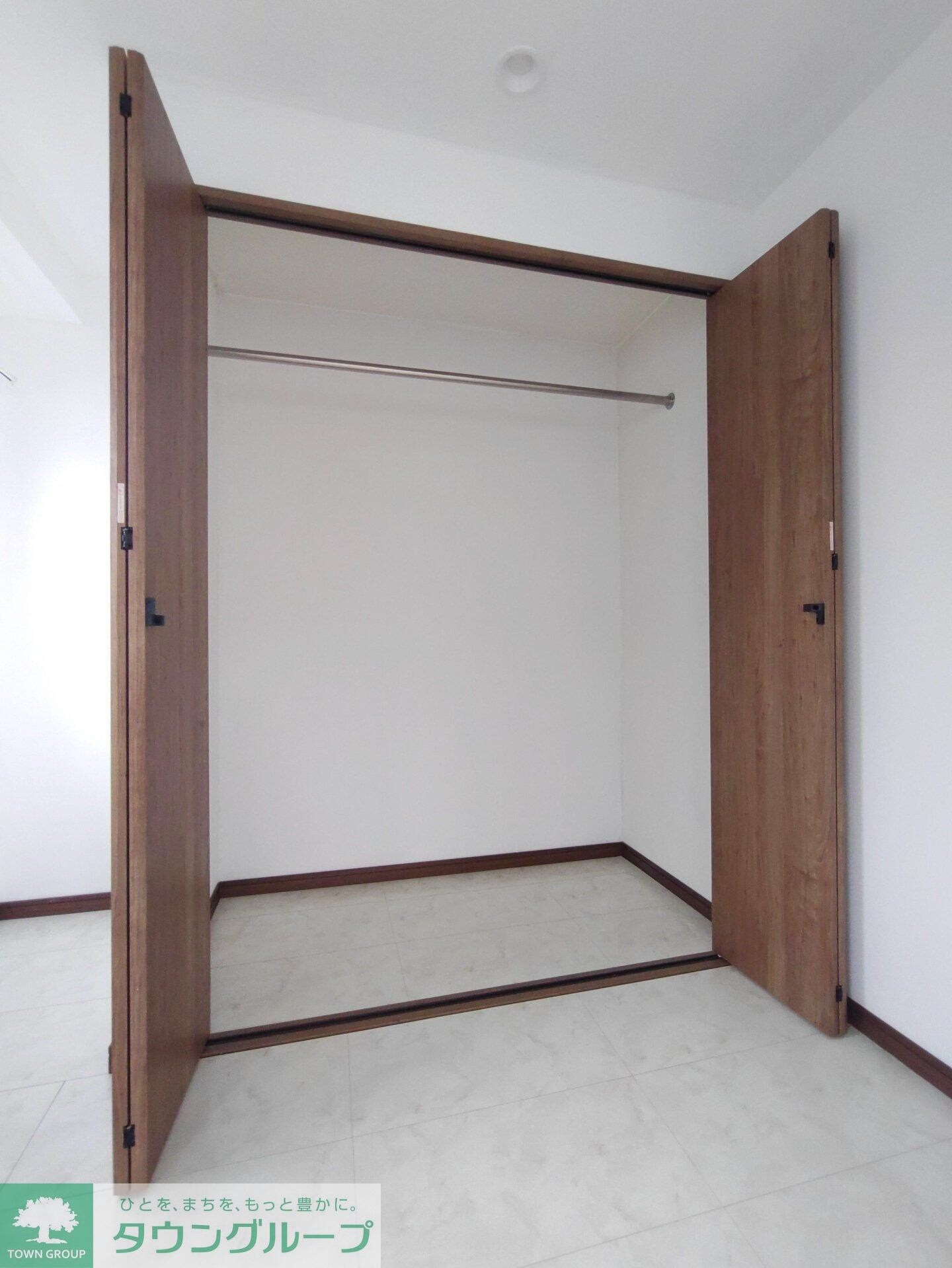 物件内観写真10　(収納)