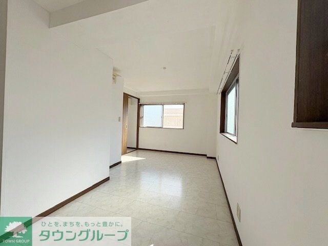 物件内観写真23　(リビング/居室)