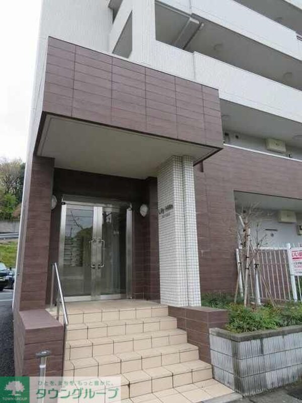 エントランス(★お部屋探しは株式会社タウンハウジング東京まで★)