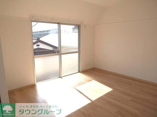 リビング・居室(★お部屋探しは株式会社タウンハウジング東京まで★)