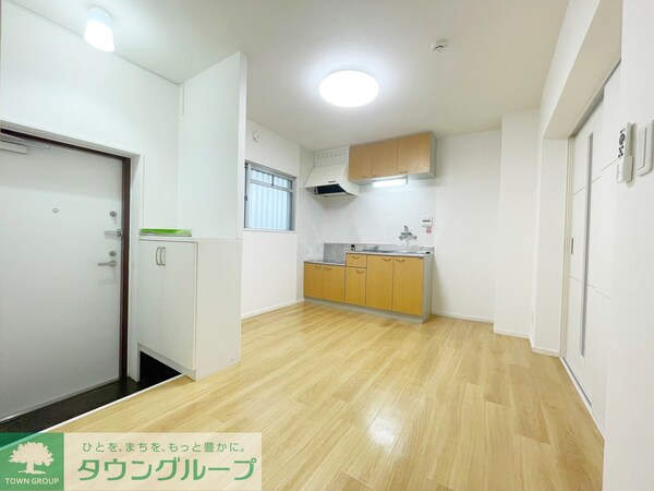 リビング・居室(★お部屋探しは株式会社タウンハウジング東京まで★)