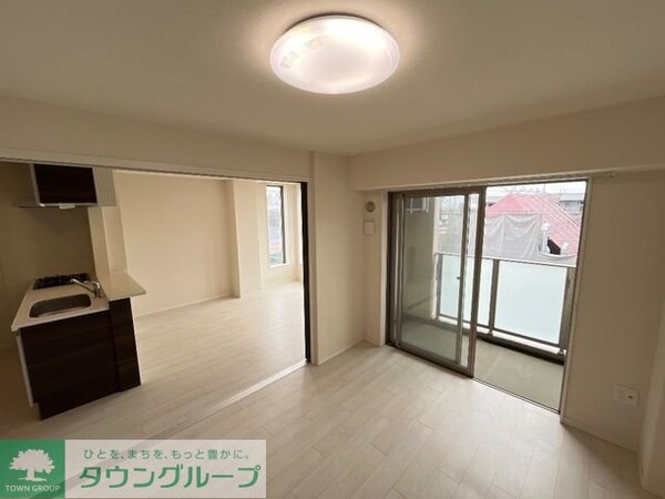 寝室(★お部屋探しは株式会社タウンハウジング東京まで★)