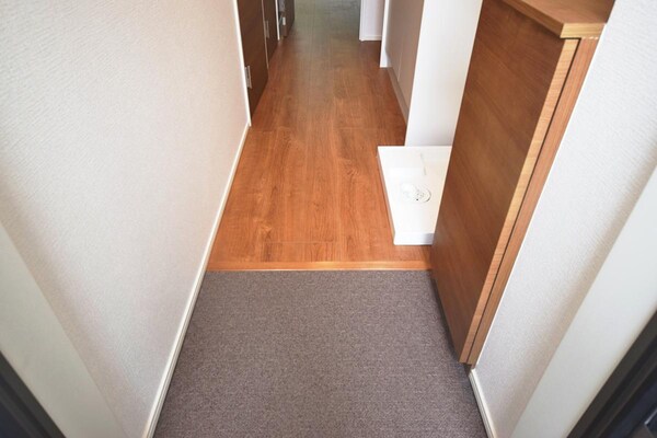 玄関(★お部屋探しは株式会社タウンハウジング東京まで★)