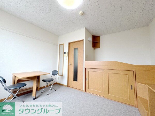 リビング・居室(別号室参考写真)