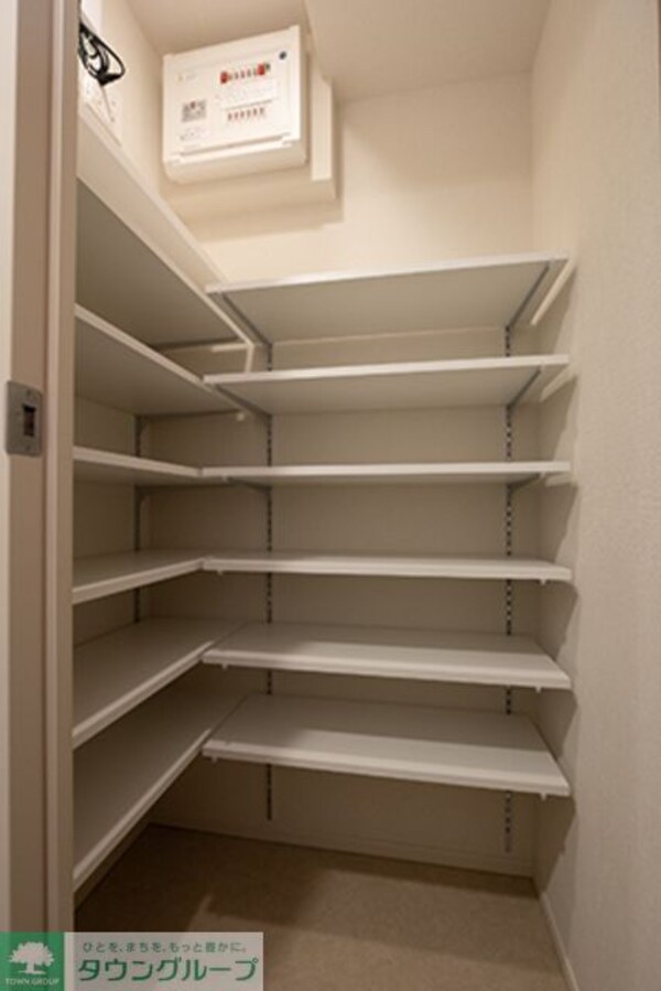 玄関(※写真は同タイプ住戸です。)