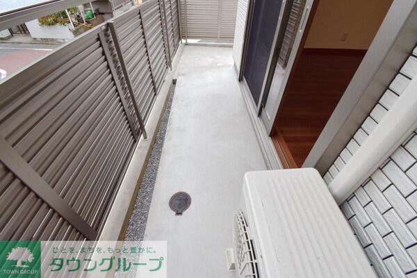 その他(1階ですが道路より高い位置のテラス)