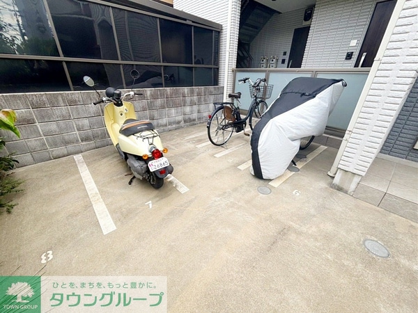駐車場(駐車場)