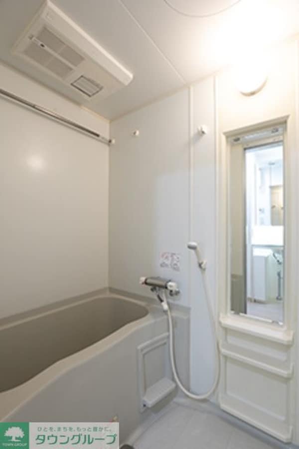 バス／シャワールーム等(※写真は同タイプ住戸です。)