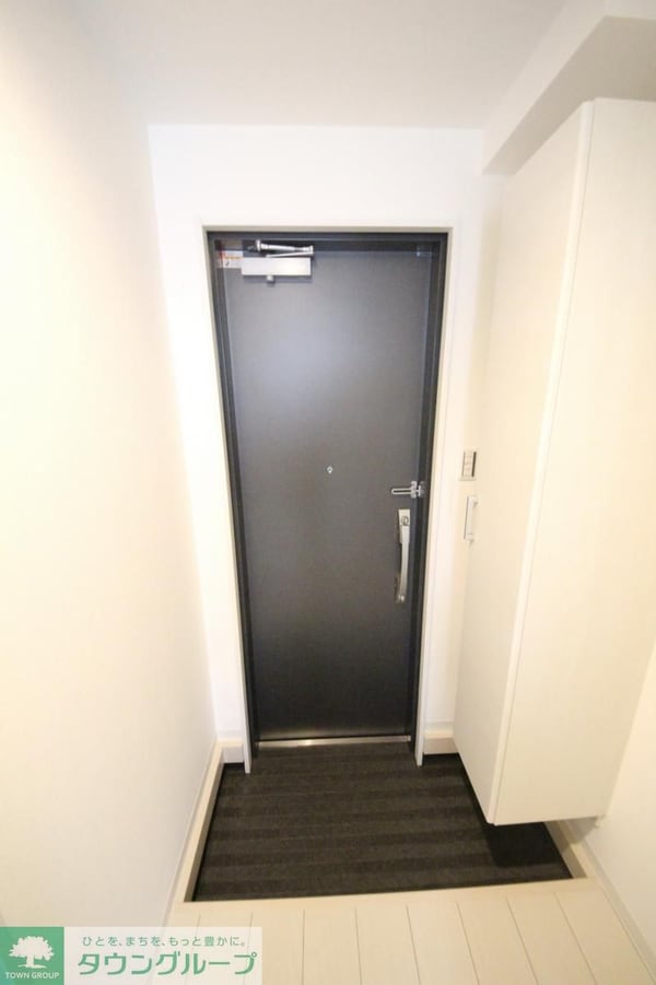 玄関(★お問い合わせはタウンハウジングまで★)