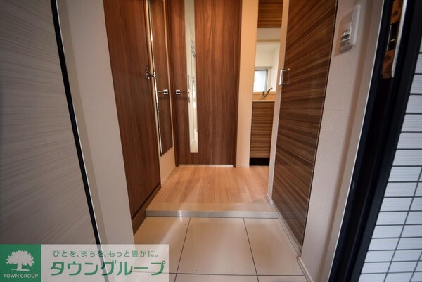玄関(★お問い合わせはタウンハウジングまで★)