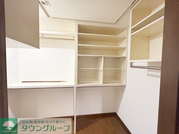 収納(ウォークインクローゼット)