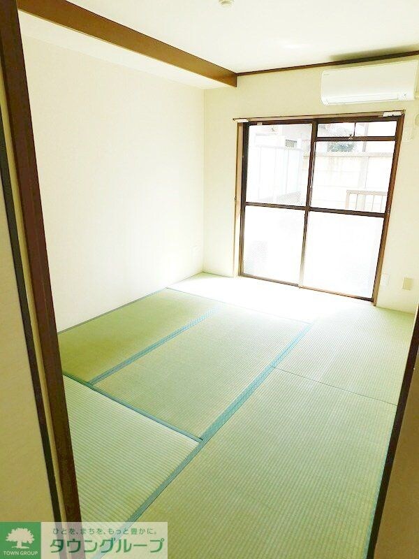 物件内観写真7　(リビング/居室)