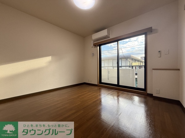 リビング・居室(タウンハウジング調布店まで♪)